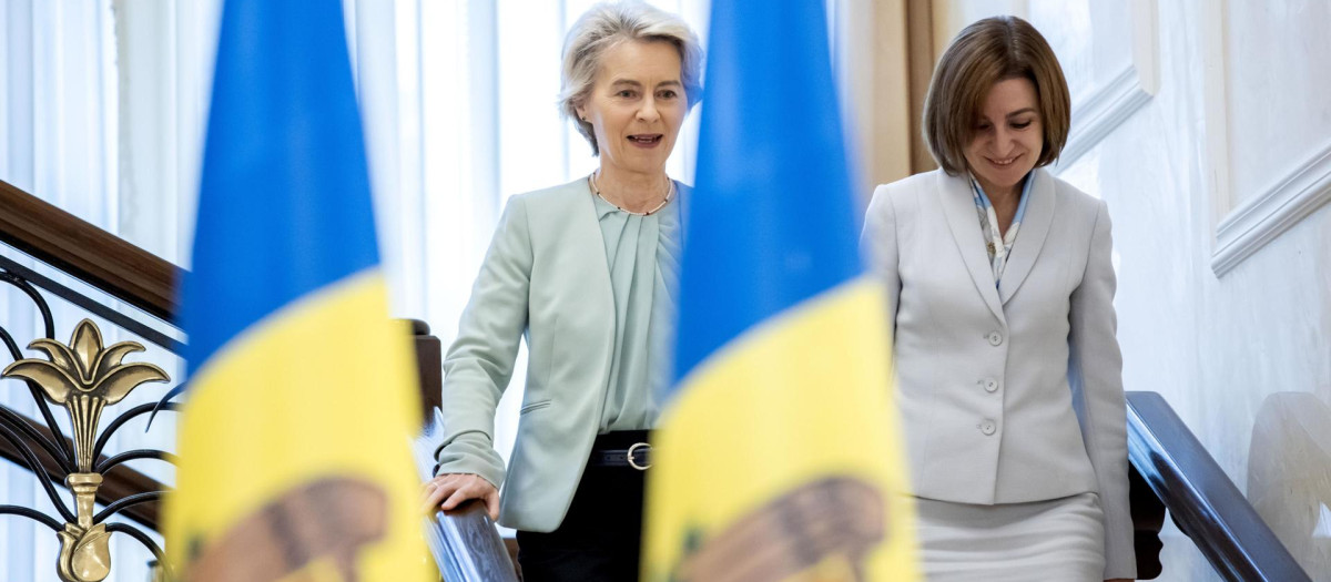 La presidenta de Moldavia, Maia Sandu, y la presidenta de la Comisión Europea, Ursula von der Leyen, en Chisinau