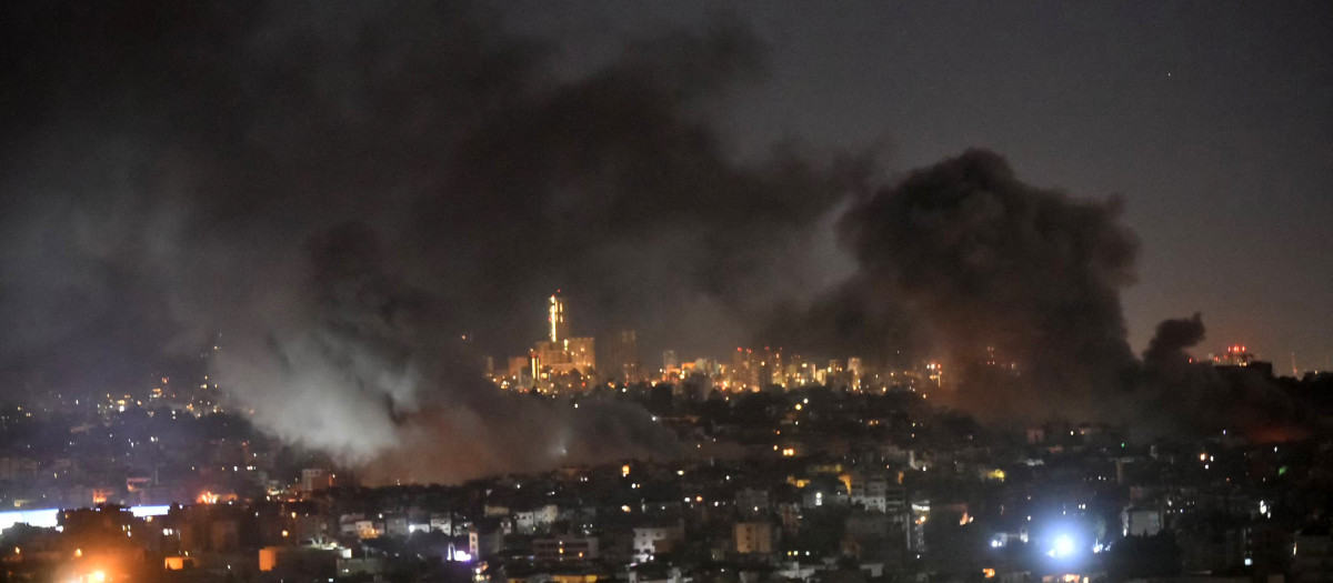 Un barrio de Beirut en llamas ante los bombardeos israelíes