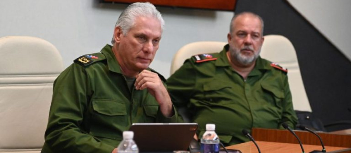 El dictador cubano Miguel Díaz-Canel durante la reunión del Consejo de Defensa Nacional