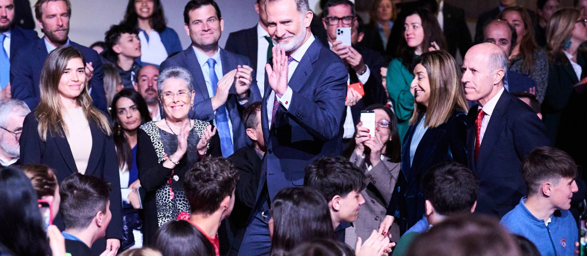 El Rey Felipe VI en una visita anterior a Santander.