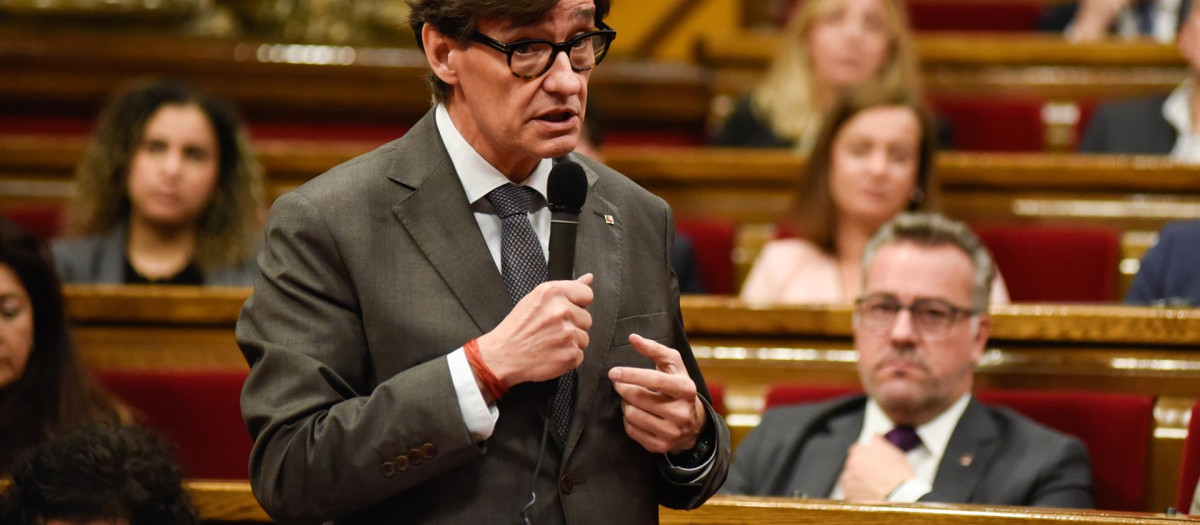 El presidente de la Generalitat durante su intervención en el pleno