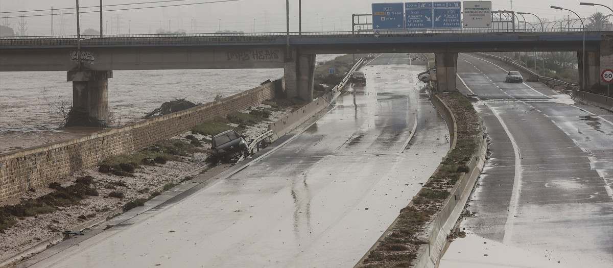 Las inundaciones producidas por la DANA han dejado incomunicados varios municipios de la provincia de Valencia