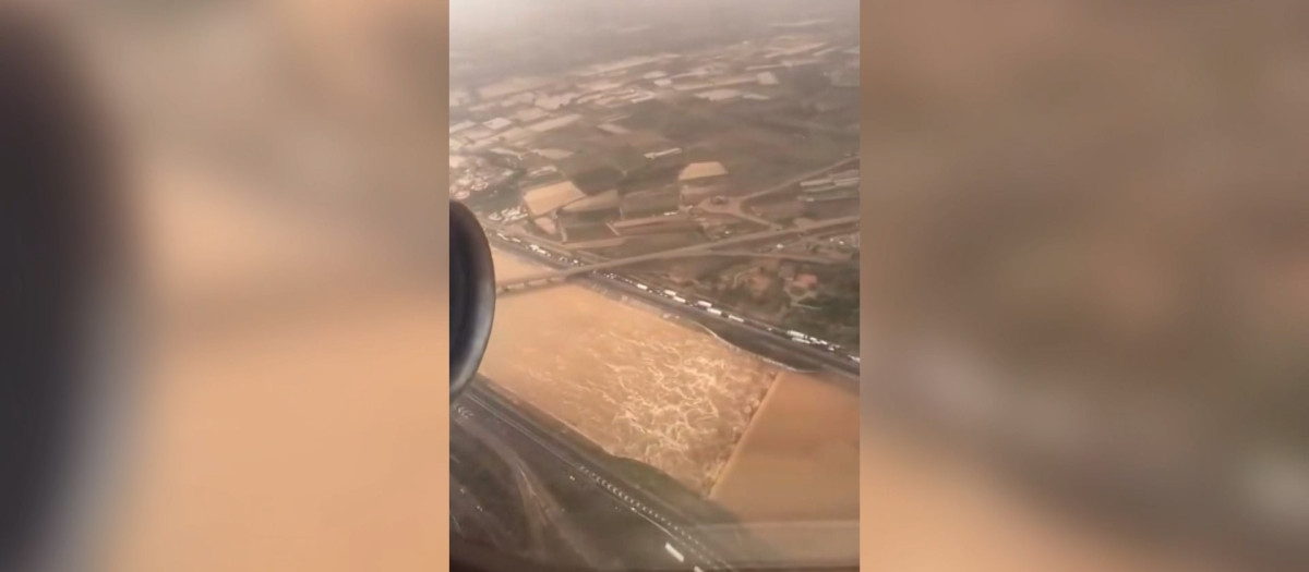 Las inundaciones de Valencia tras el paso de la DANA, a vista de avión