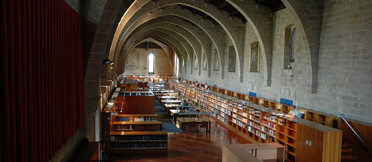 Interior de la Biblioteca Nacional de Cataluña, en Barcelona