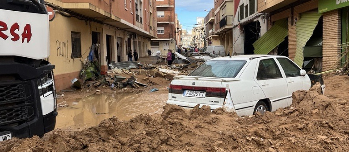 Calle de Paiporta, Valencia, ayer por la tarde