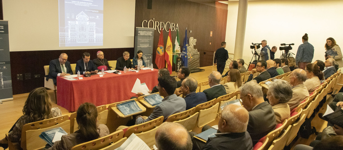 Inauguración de las jornadas académicas y divulgativas del 40 aniversario de la declaración de Patrimonio de la Humanidad de la Mezquita Catedral