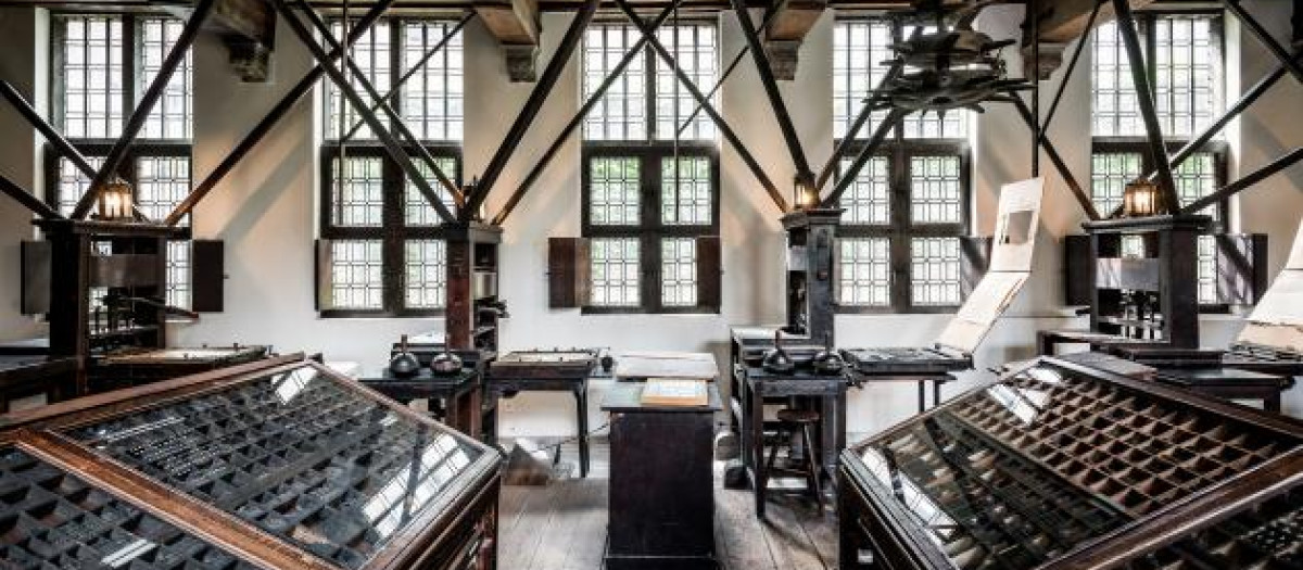 Interior del Museo Plantin-Moretus, situado en Amberes, Bélgica