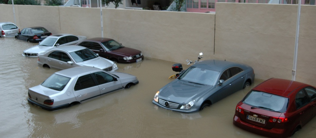 El agua deja rastro en el interior de los coches aunque intenten borrarlo