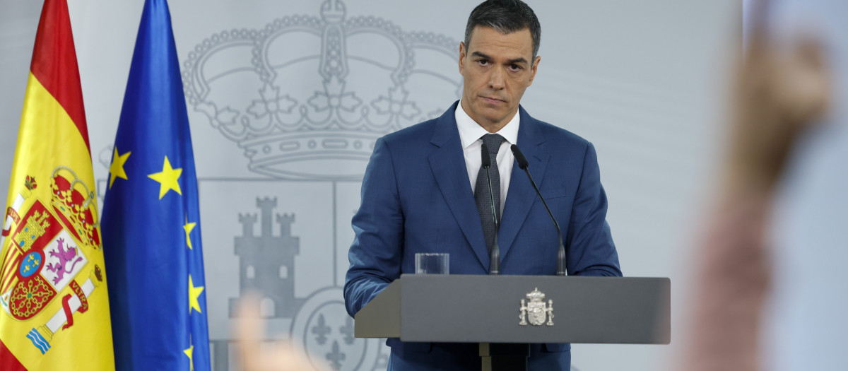 Pedro Sánchez durante la rueda de prensa