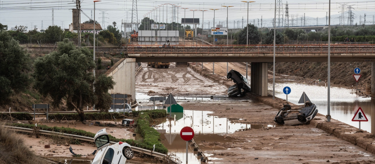 Vía afectada por la DANA en Torrente (Valencia)