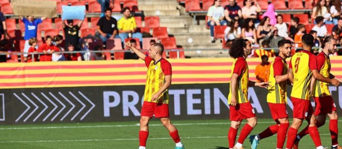 La selección catalana de fútbol en un partido contra Jamaica