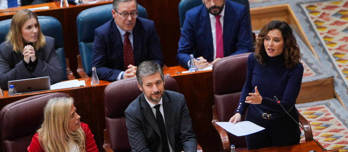 Ayuso durante el Pleno en la Asamblea de Madrid