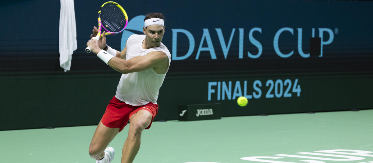 Rafa Nadal participa este sábado en un entrenamiento en el pabellón José María Martín Carpena de Málaga