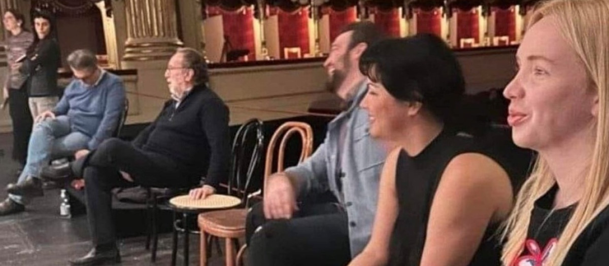 Foto del IG de la soprano rusa Anna Netrebko donde se ve al tenor Brian Jadge en la Scala de Milán cuando debía estar en el Liceo de Barcelona