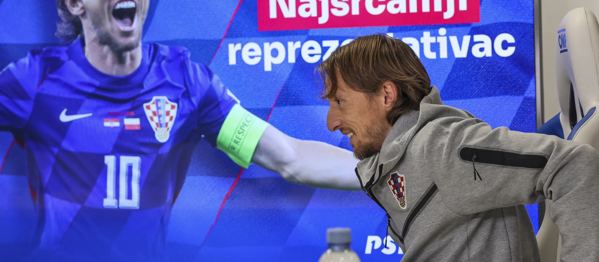 Luka Modric atiende a la prensa en la previa del encuentro de la UEFA Nations League entre Croacia y Portugal