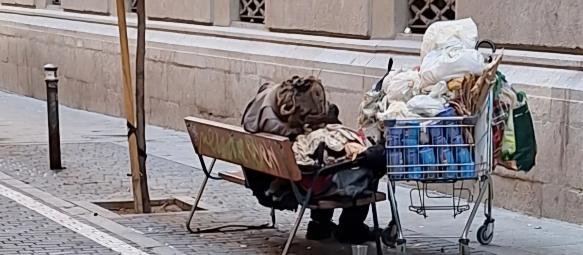 Durmiendo a la intemperie.