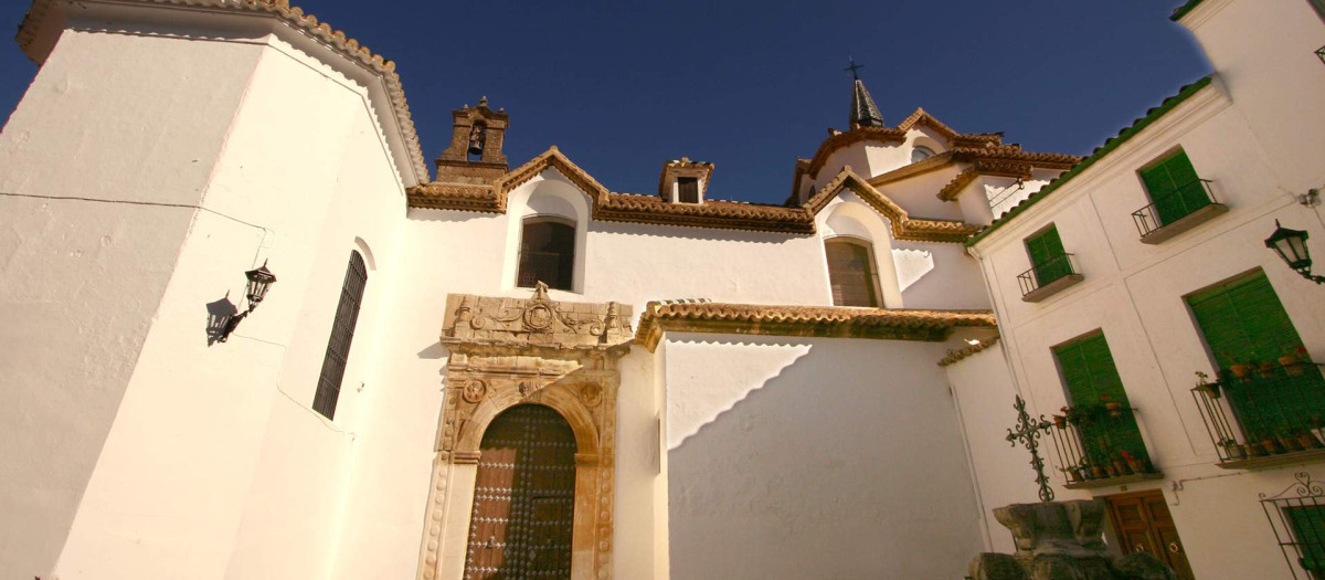 Fachada de la parroquia de la Asunción de Priego de Córdoba