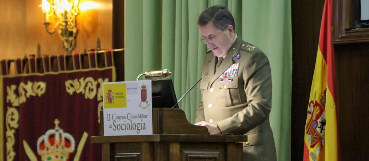 El Jefe de Estado Mayor del Ejército de Tierra (JEME), Amador Enseñat y Berea