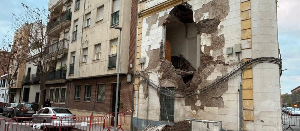 Derrumbe de un edificio en Huerta de la Reina