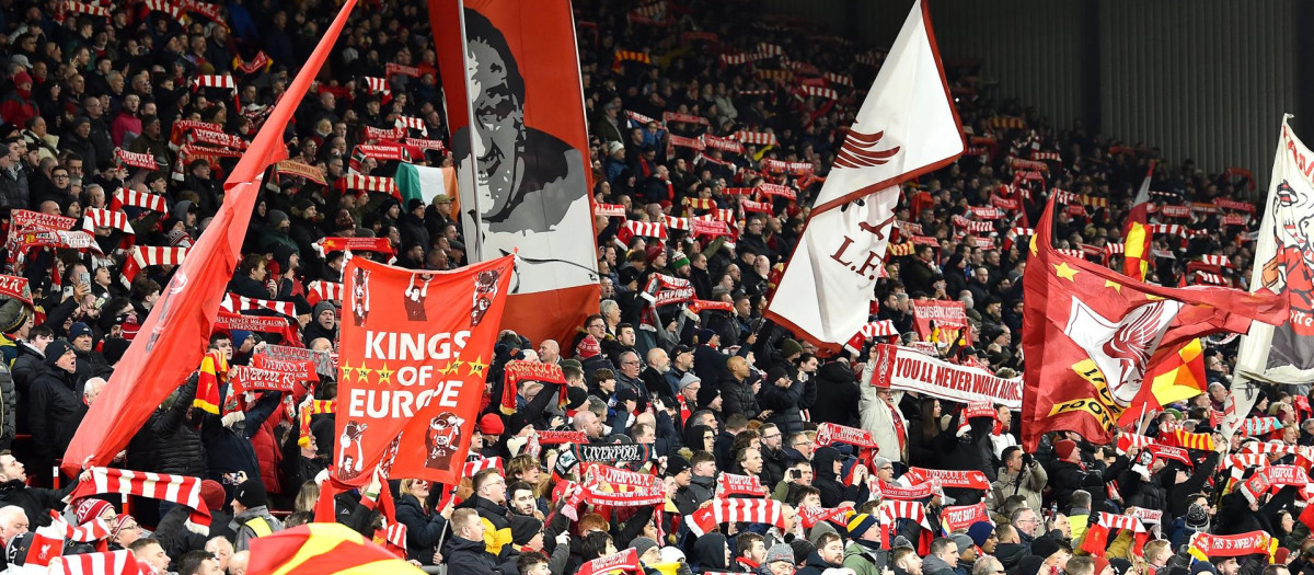 Imagen del ambiente en Anfield