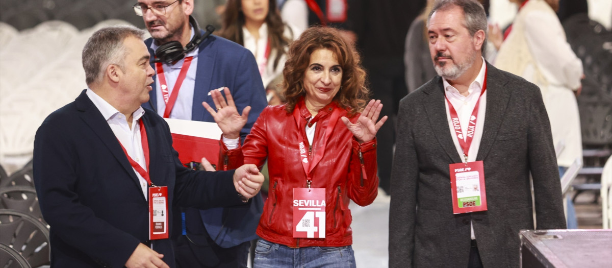 Santos Cerdán, María Jesús Montero y Juan Espadas en el Congreso Federal del PSOE