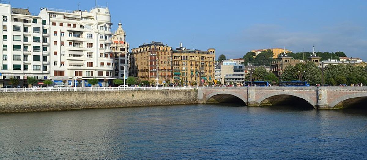 Río Urumea a su paso por San Sebastián