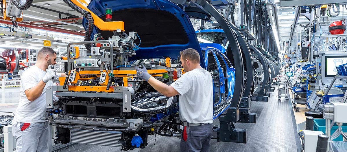 Las plantas europeas de automóviles tienen poco que ver con las de eléctricos