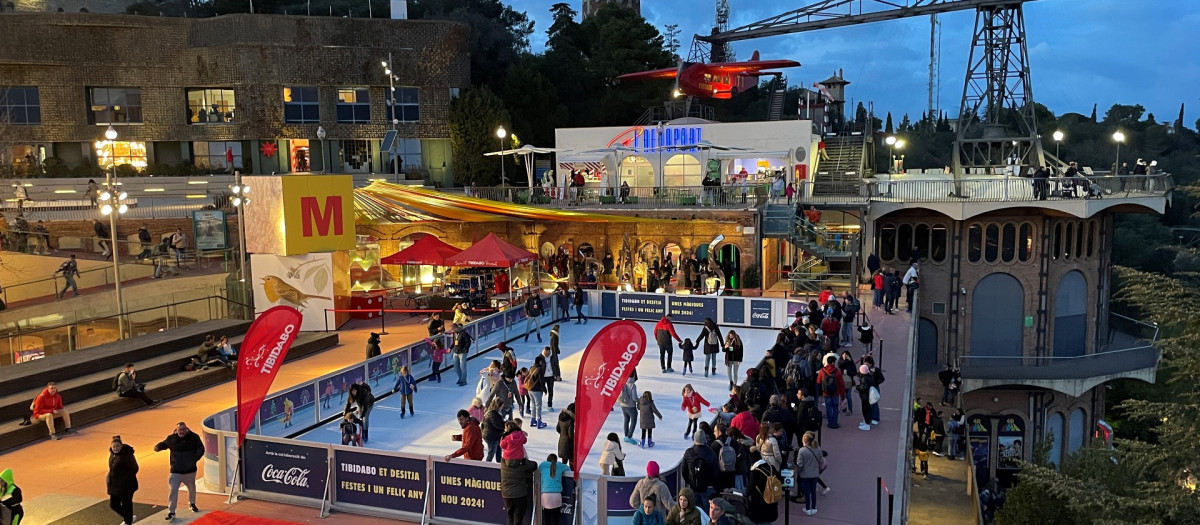 Imagen de la pista de patinaje del Tibidabo