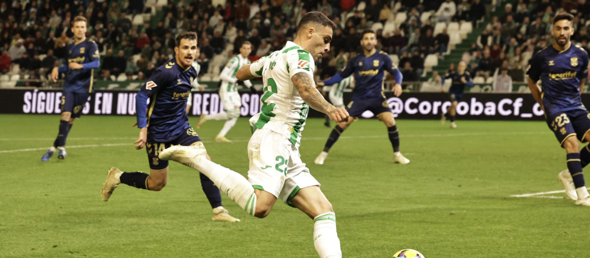 Carlos Isaac, en el partido ante el Tenerife