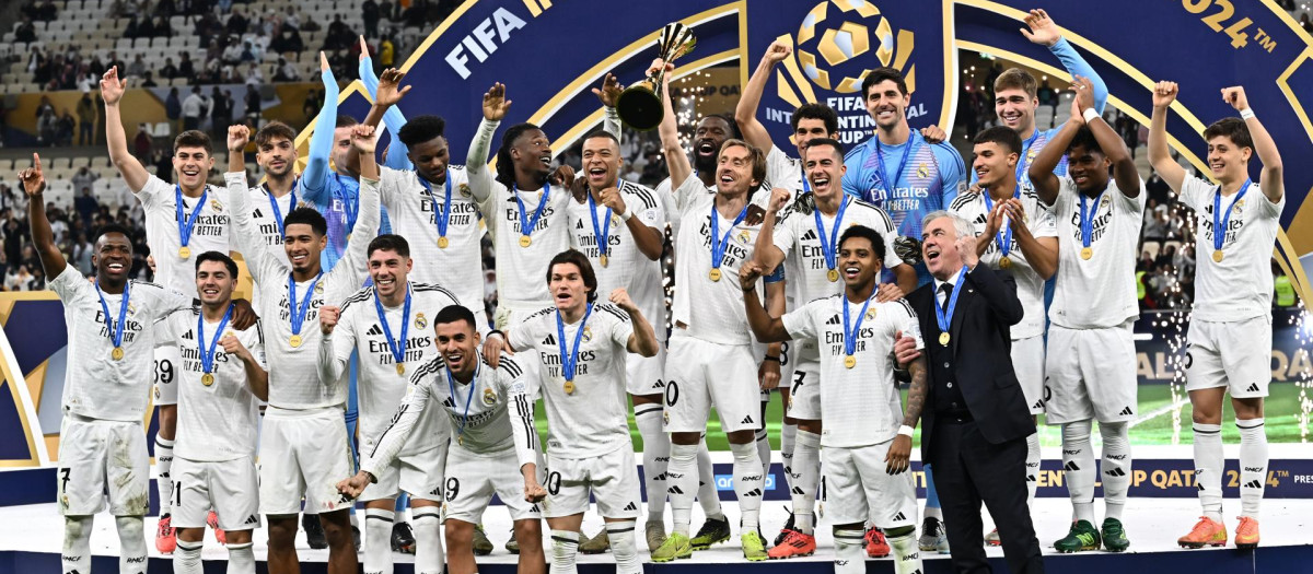 El Real Madrid celebra la Intercontinental