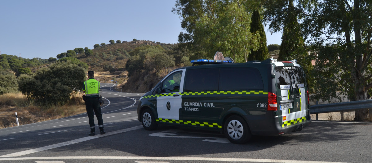 Control de carretera de la Guardia Civil