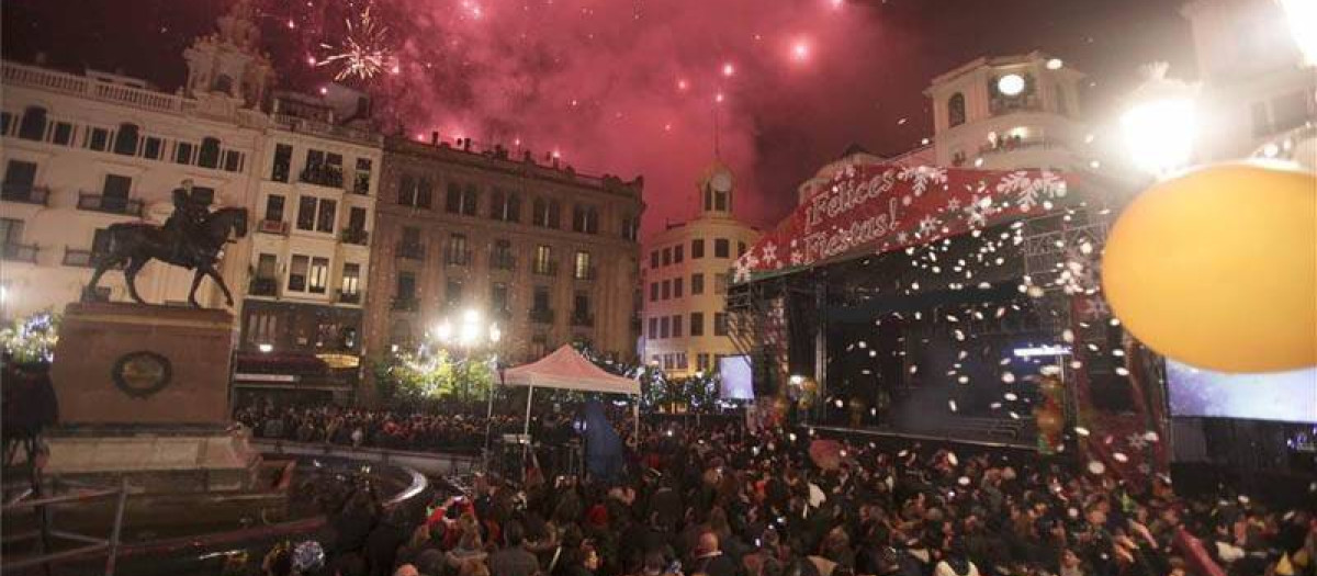 Fiesta de Fin de Año en la plaza de las Tendillas