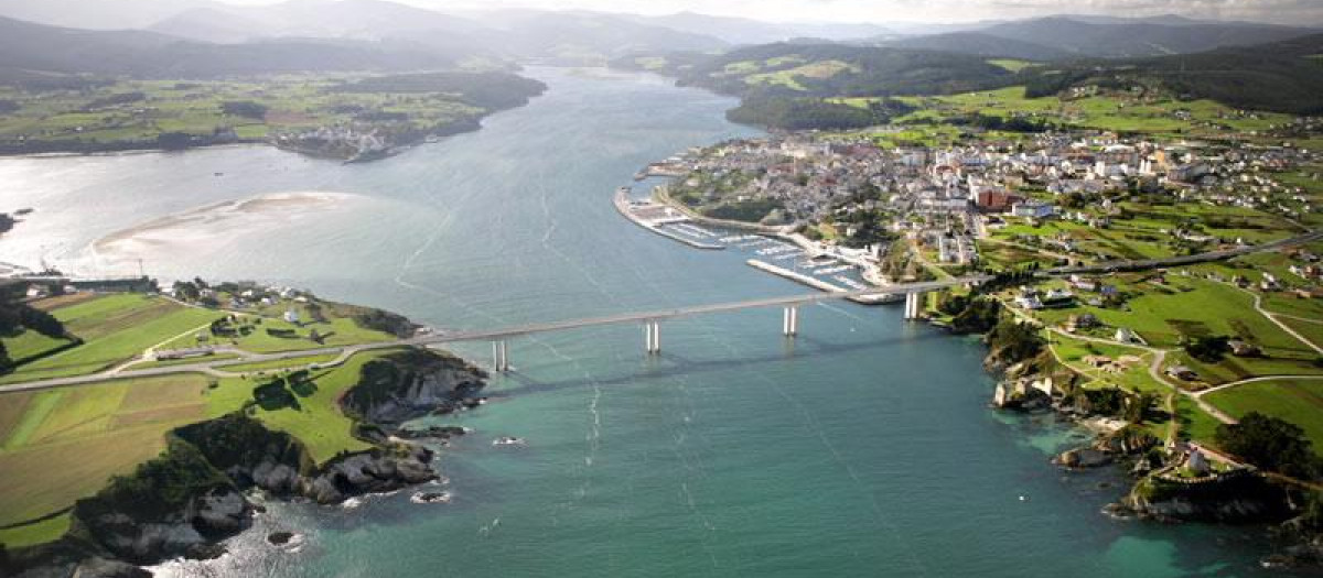 Vista de la ría de Ribadeo o ría del Eo