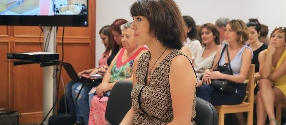 Juana Rivas, condenada a cinco años de prisión y seis sin sus hijos