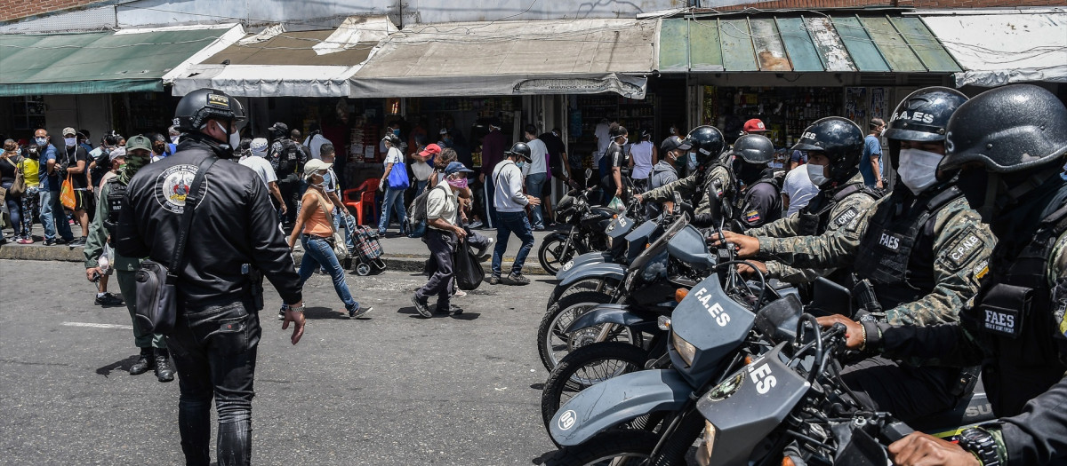 Miembros de la policía de Caracas, en una imagen de archivo