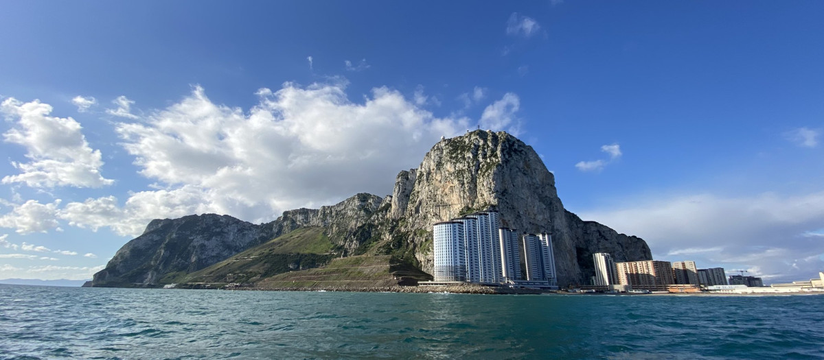 Imagen difundida por la Royal Navy Gibraltar Squadron en un provocador mensaje a España