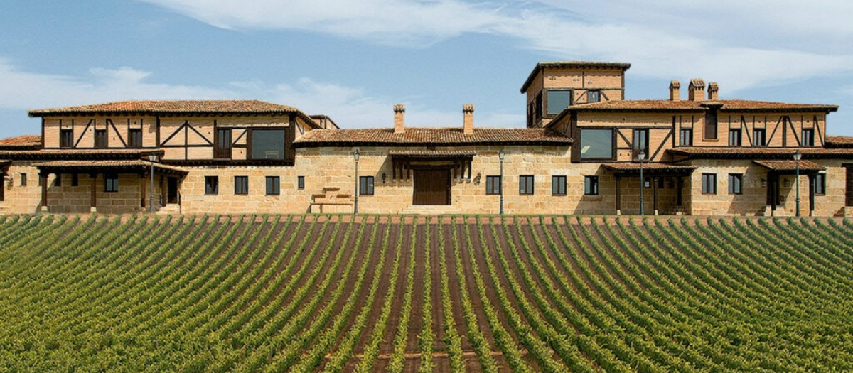 Bodega Viña Arnáiz (Haza, Burgos), de García Carrión