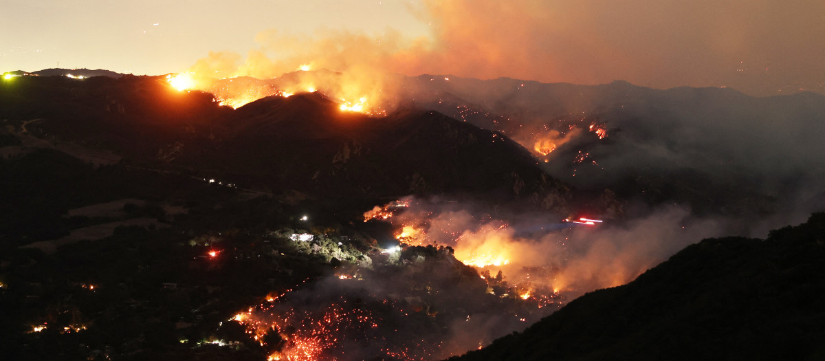 Un nuevo incendio estalla en el norte de Los Ángeles