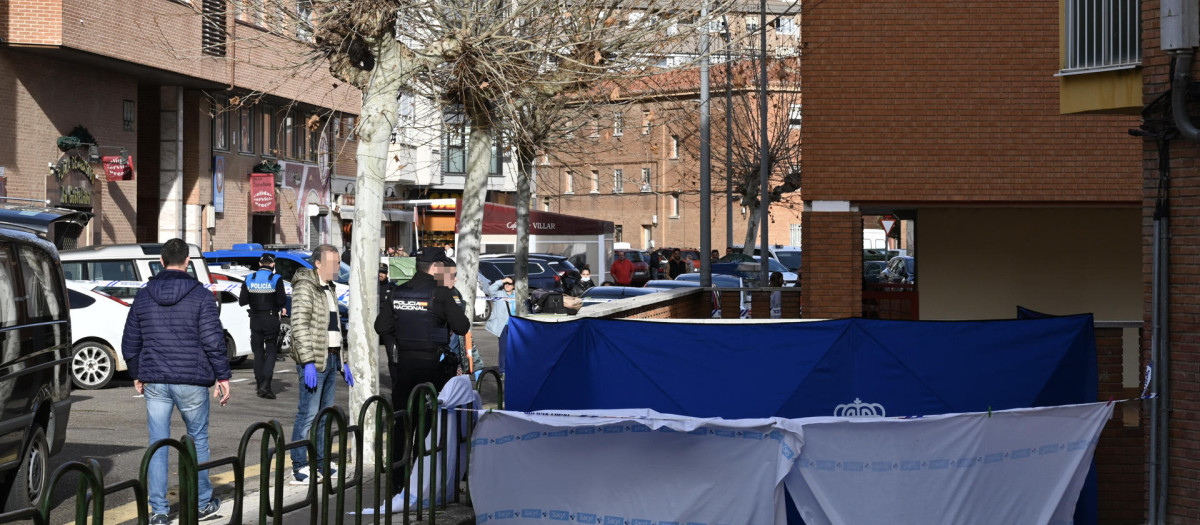 Efectivos policiales en las inmediaciones del lugar