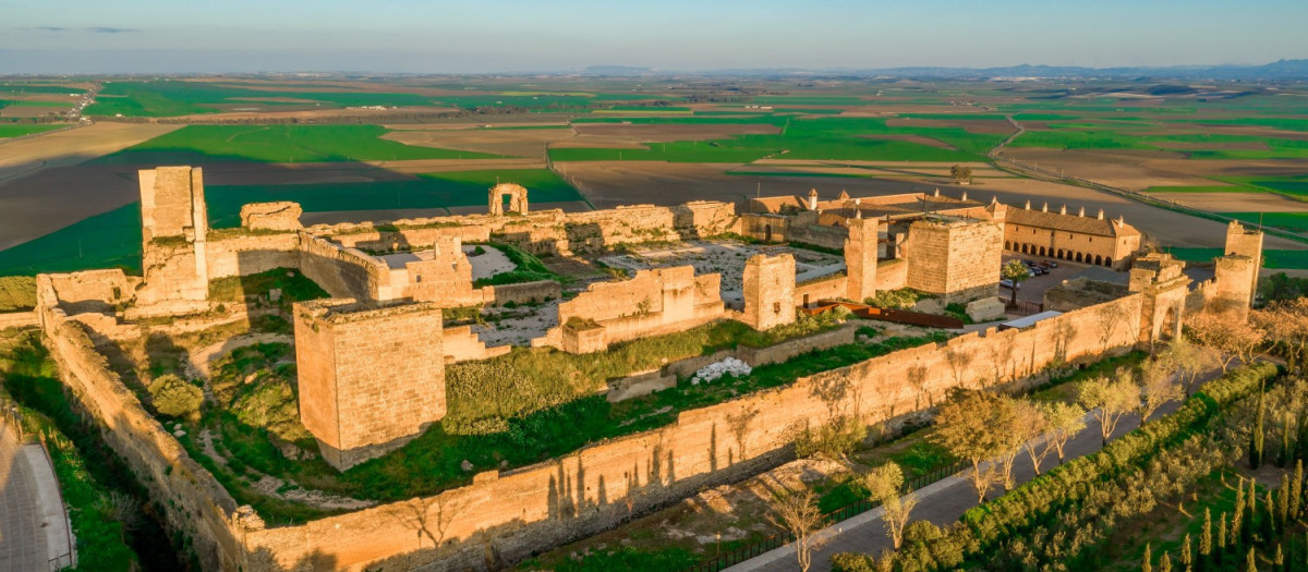 El Alcázar del Rey Don Pedro o de Arriba, ubicado en el punto más alto de Carmona, el Lucero de Europa