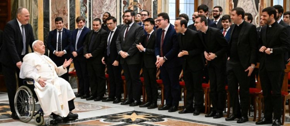 Audiencia del Papa a los seminaristas cordobeses en la Sala Clementina del Vaticano