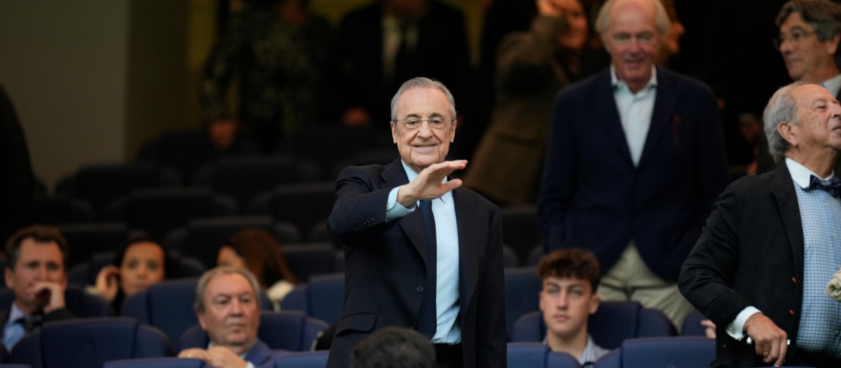 Florentino Perez, en el palco del Bernabéu