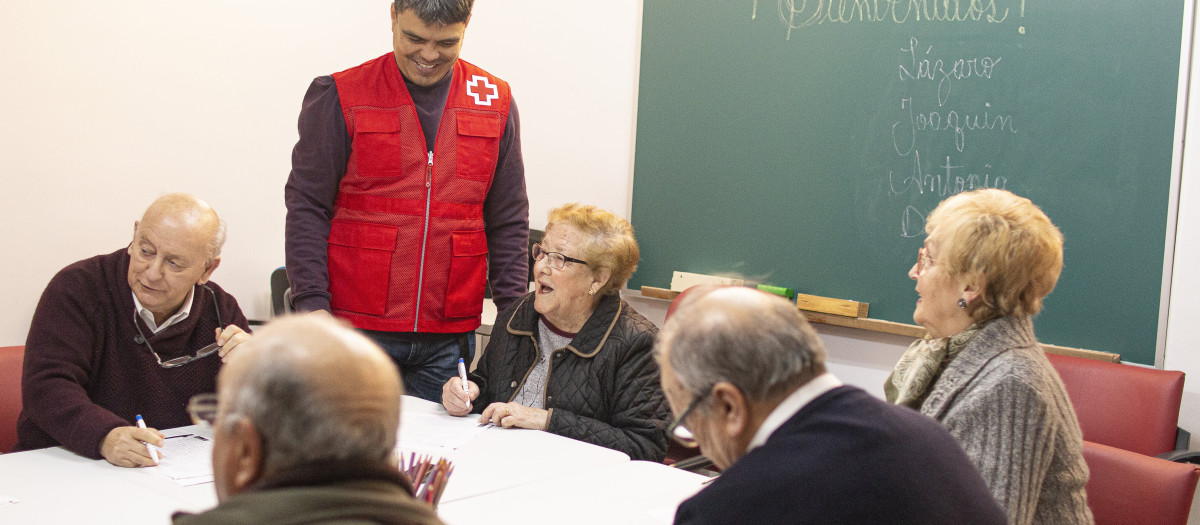 Taller de Cruz Roja para mayores