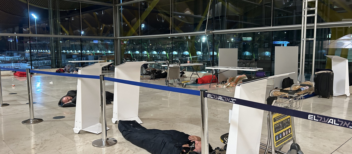 Reportaje de El Debate en el Aeropuerto de Barajas