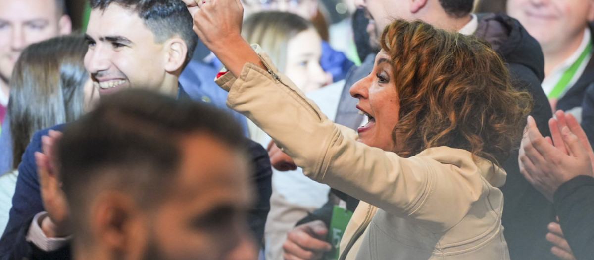 La secretaria general del PSOE-A, María Jesús Montero, durante la inauguración del XV Congreso del PSOE de Andalucía. A 22 de febrero de 2025 en Granada, Andalucía (España). Armilla acoge la primera jornada del XV Congreso del PSOE de Andalucía, un evento clave para el futuro del partido en la región. En la inauguración intervendrán la secretaria general del PSOE-A, María Jesús Montero, y el expresidente del Gobierno, José Luis Rodríguez Zapatero,

Francisco J. Olmo / Europa Press
22/2/2025
