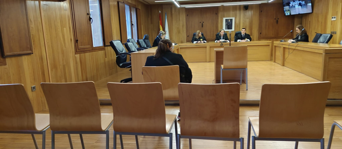 Una mujer acepta dos años de cárcel por entregar cocaína y cannabis a uno de sus hijos interno en Bonxe

EUROPA PRESS
27/2/2025