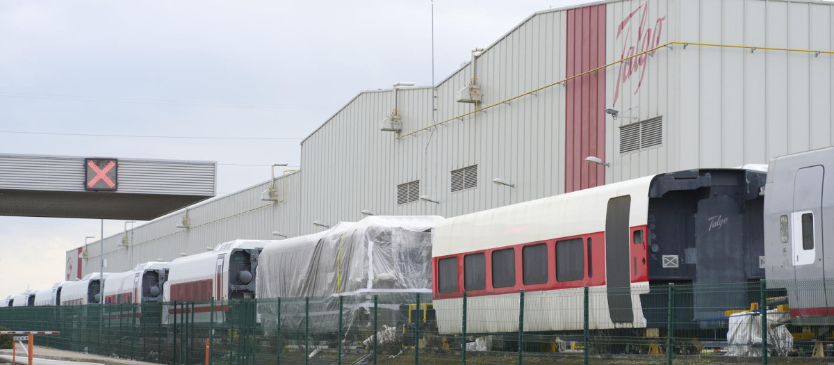 Vista de la planta de Talgo en Rivabellosa (Álava), donde se han concentrado trabajadores a las puertas de la empresa
