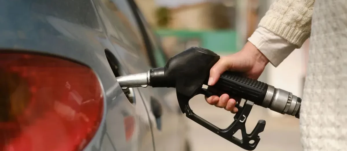 Los vehículos gasolina y diésel reciben un pequeño alivio
