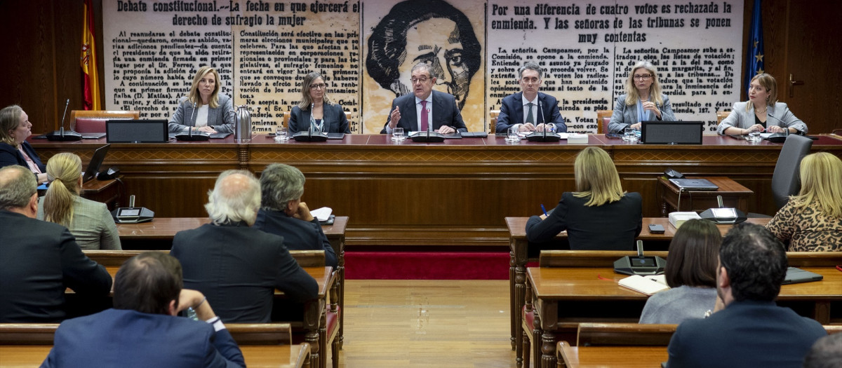 El PP cita a dos expertos en hidráulica y arquitectura a la comisión de ...