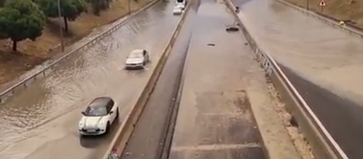 En Madrid las balsas de agua ha obligado a cortar la M-30 y la M-40